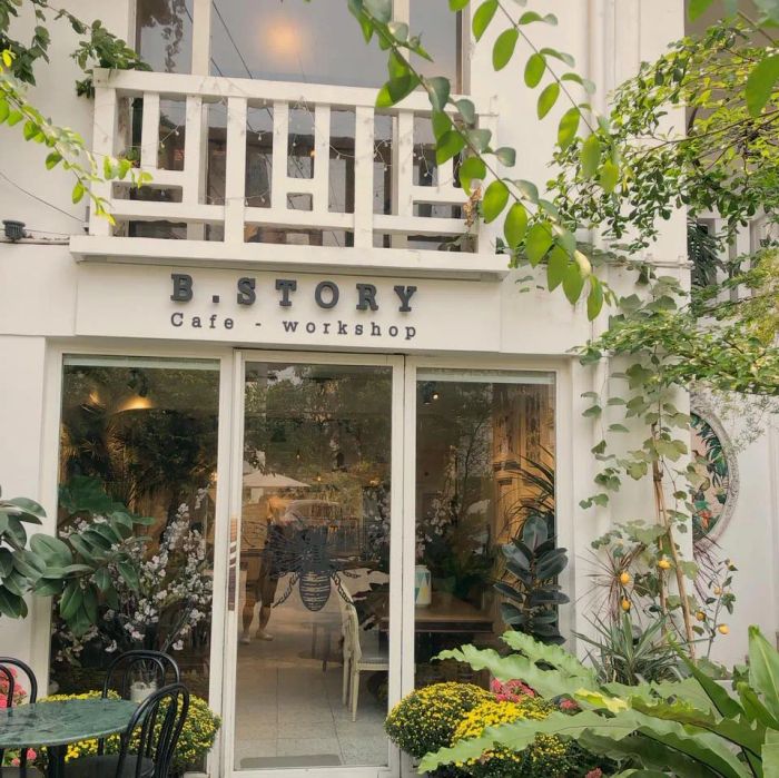Không gian sang trọng tại B.story Cafe tầng 1