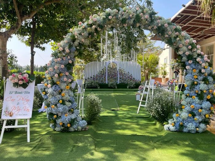 Hình ảnh tiệc cưới được trang trí bởi Happy