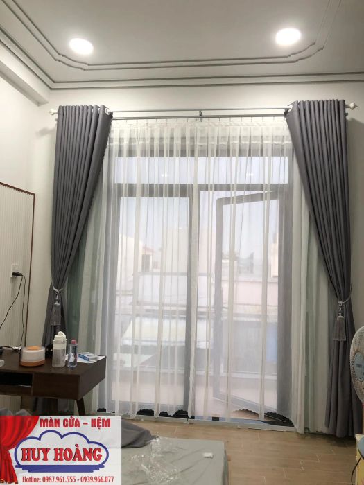 Showroom trưng bày đa dạng mẫu mã tại Huy Hoàng - Hình ảnh 1