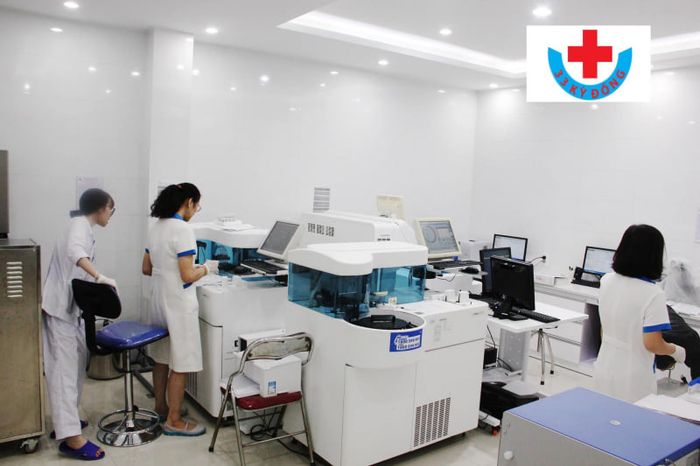 Hình ảnh đội ngũ y bác sĩ chuyên nghiệp tại Phòng khám Đa khoa Hải Phòng 33 Kỳ Đồng