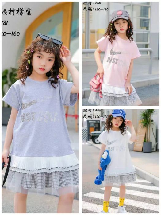 Không gian trưng bày đầy màu sắc và ngập tràn niềm vui tại TÍT MÍT BABY SHOP