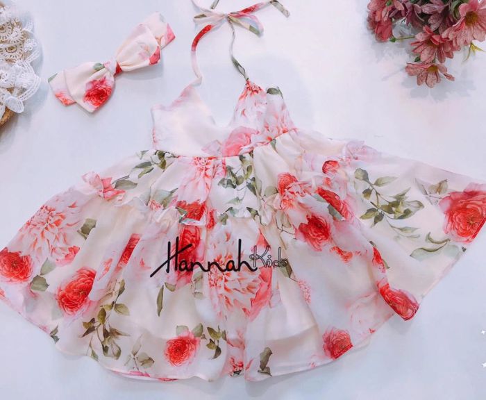 Bộ sưu tập váy dạ hội và áo dài truyền thống tại Hannah Kids