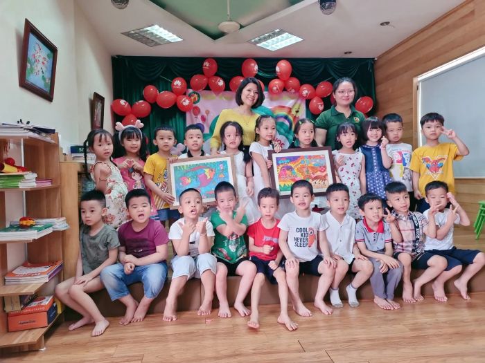 Khám phá không gian học tập đầy màu sắc tại Trường Mầm Non Tư Thục Tuổi Thơ Tài Năng qua những hình ảnh chân thực nhất.