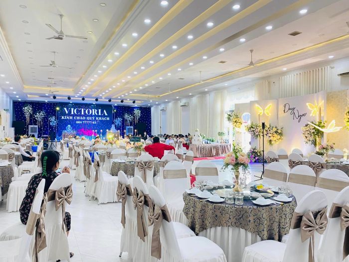 Không gian tiệc cưới lộng lẫy tại Victoria - Ảnh 2