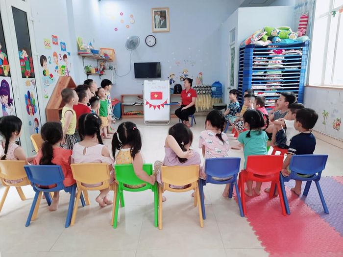 [Hình ảnh] Khuôn viên xanh mát tại Mầm Non Ánh Cầu Vồng