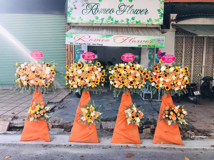 Không gian lãng mạn ngập tràn hoa tươi tại Romeo Flower - Ảnh 1