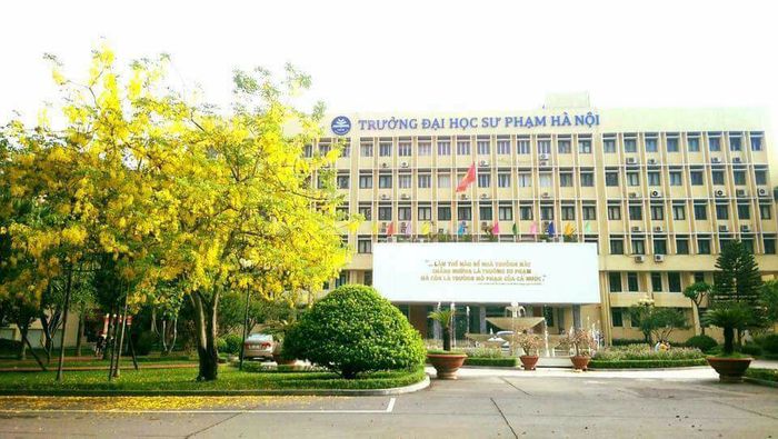 Hình ảnh thư viện và khu giảng đường Đại học Sư phạm Hà Nội