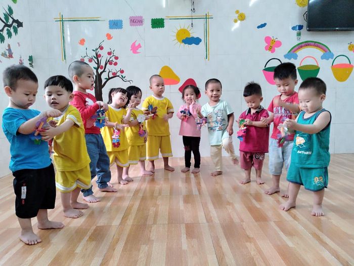 Góc sinh hoạt đầy màu sắc của các bé tại Trường Mầm Non Bé Bi