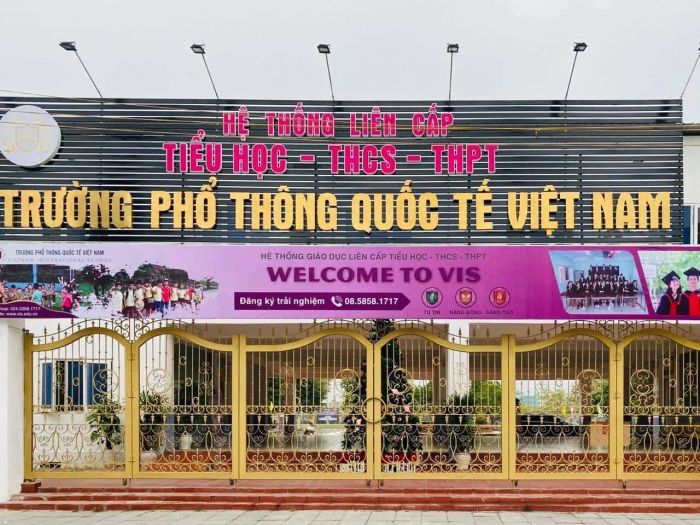Hình ảnh đầu tiên giới thiệu tổng quan về Trường Phổ thông Quốc tế Việt Nam