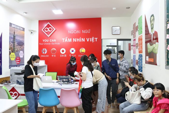 Hình ảnh thứ hai giới thiệu không gian học tập tại Ngoại Ngữ You Can