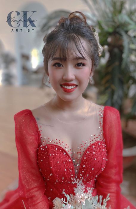 Khoảnh khắc tỏa sáng của cô dâu qua nghệ thuật trang điểm từ Cô Kiều Makeup