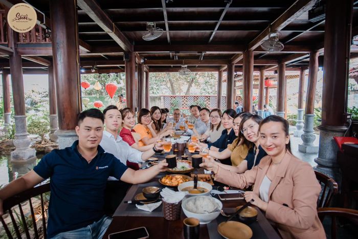Không gian xanh mát tại SUỐI Restaurant & Coffee (Ảnh 1)