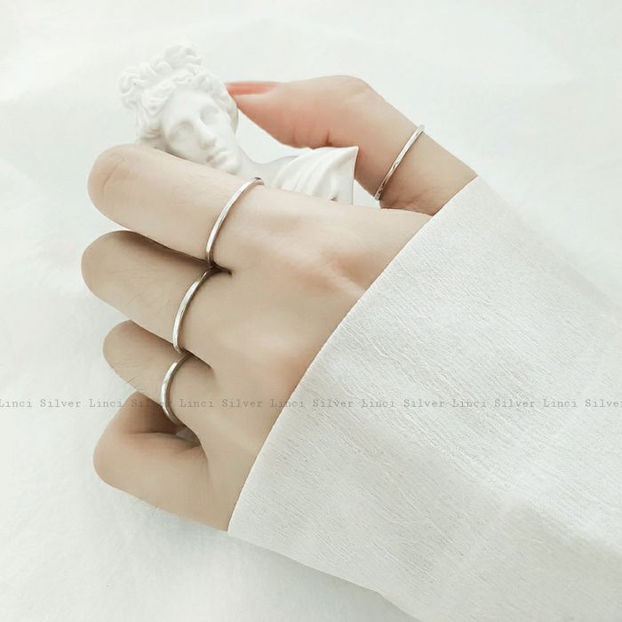 Những mẫu nhẫn bạc hiện đại tại Linci Silver