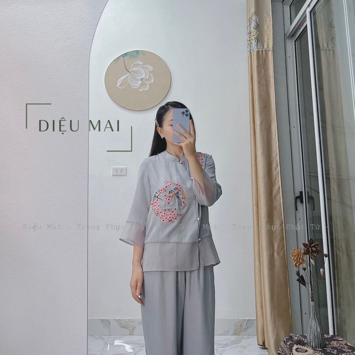 Diệu Mai - Trang Phục Phật Tử - Hình Ảnh 2