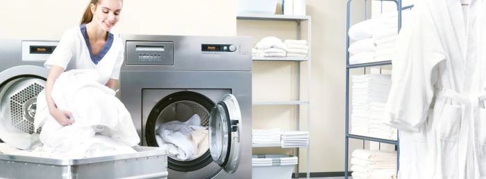 Hệ thống máy móc hiện đại tại A & E