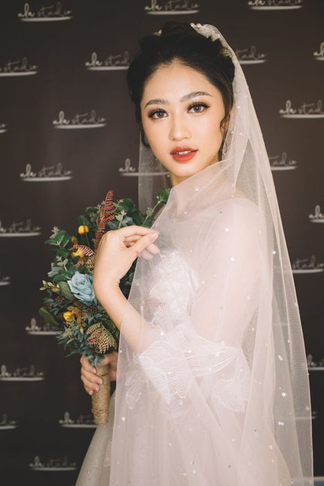 Tác phẩm trang điểm cô dâu tinh tế từ Ula Studio