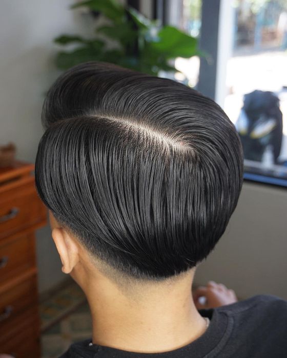 Hình ảnh REU BarberShop - Không gian sang trọng với dịch vụ chuyên nghiệp