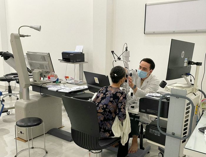 Hình ảnh Phòng Khám Mắt Cao Cấp TS.BS Bình