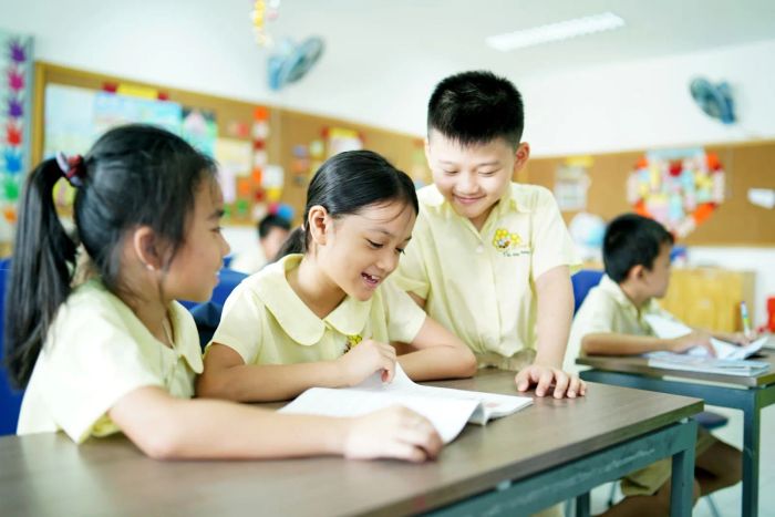 Giờ học sáng tạo tại Trường Tiểu học Tổ Ong Vàng (Ảnh 2)