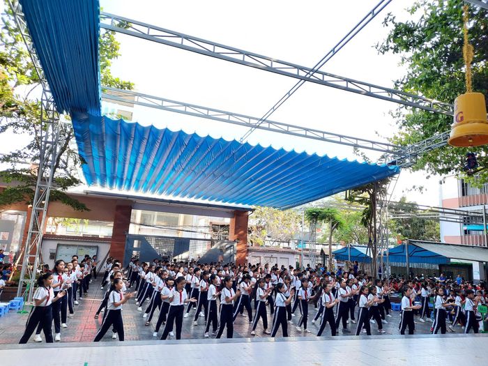 Những hoạt động giáo dục toàn diện tại Trường Tiểu học Nguyễn Thái Học