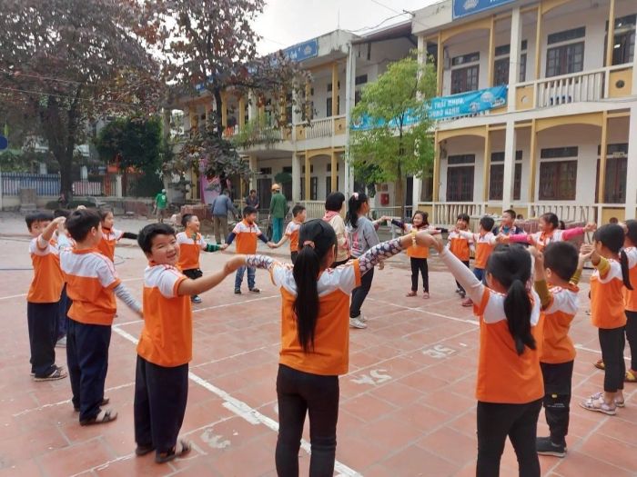 Các hoạt động văn nghệ và thể thao sôi nổi tại Trường Tiểu học Trần Phú