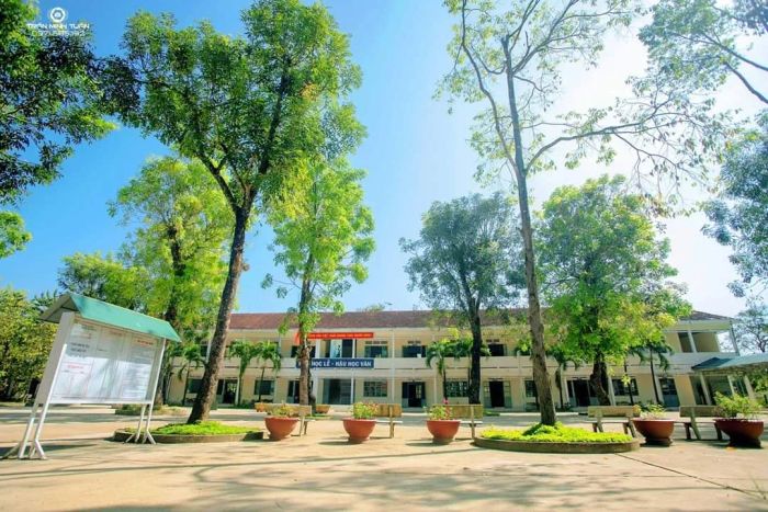 Trường THCS Nguyễn Du Đạ Tẻh ảnh 1
