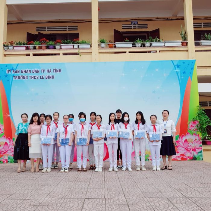 Thư viện ảnh đẹp về các hoạt động ngoại khóa sôi nổi tại THCS Lê Bình