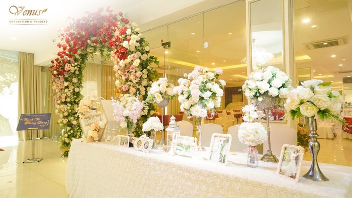 Không gian tiệc cưới lộng lẫy tại Venus