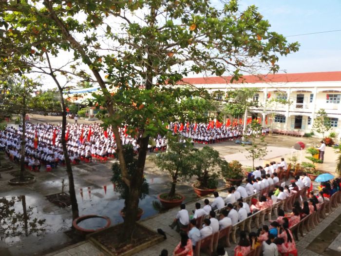 THPT Phú Hưng - Ảnh 1 góc nhìn chân thực về ngôi trường giàu truyền thống