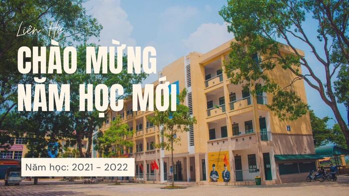 Khuôn viên xanh mát của THPT Liên Hà