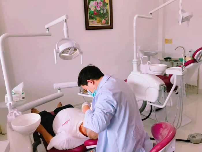 Hình ảnh đội ngũ bác sĩ chuyên nghiệp tại Nha Khoa Anh Nhựt