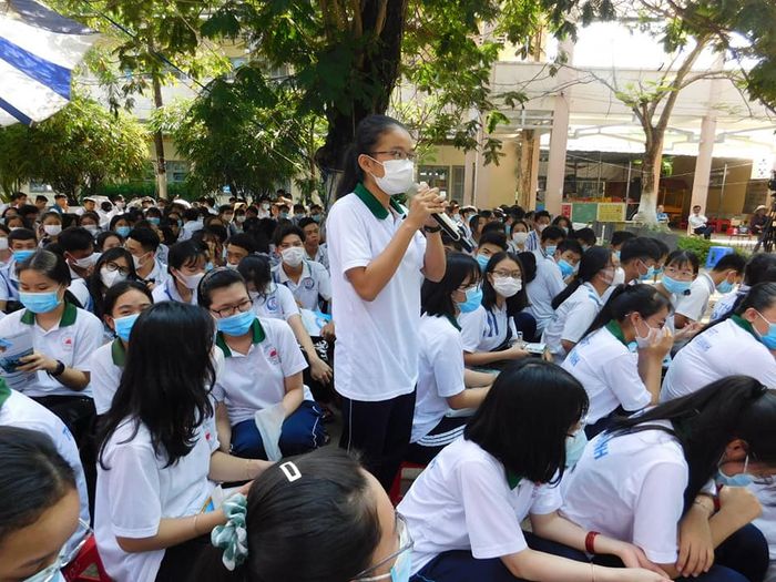 Góc nhìn mới về THPT Trương Định