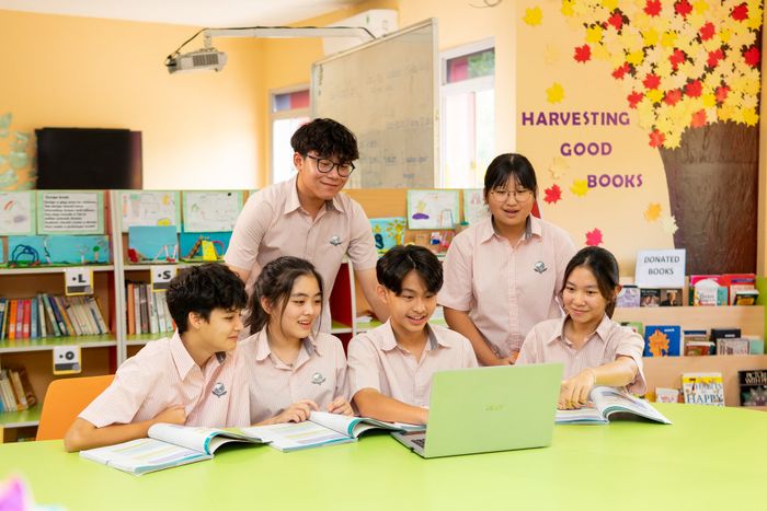 Hình ảnh sinh động về môi trường học tập tại Singapore International School - SIS