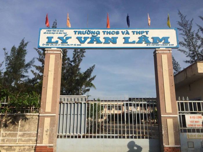 Hình ảnh toàn cảnh trường THCS & THPT Lý Văn Lâm