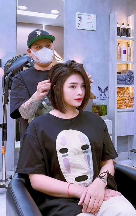 Không gian sang trọng và hiện đại tại Viet Boss Beauty Salon Hair & Tattoo