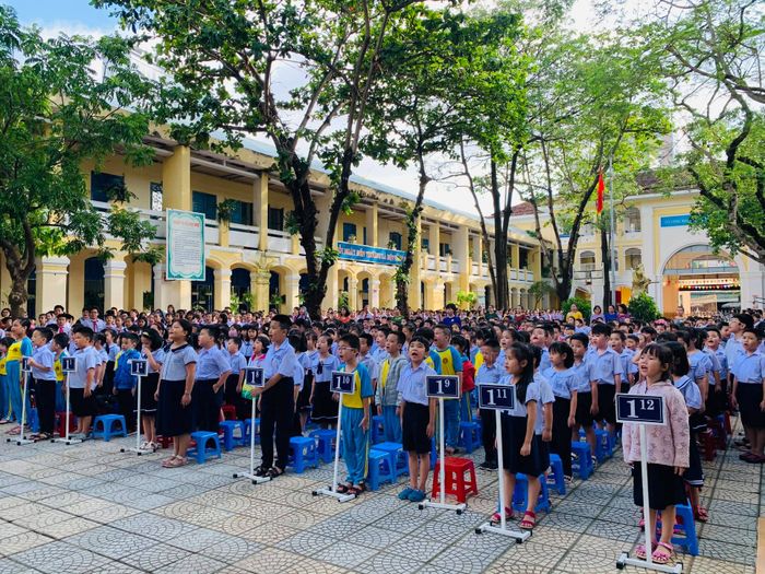 Hình ảnh nổi bật Trường Tiểu học Phù Đổng - Khuôn viên xanh mát với cơ sở vật chất hiện đại