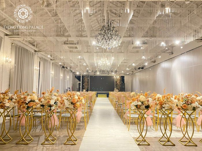 Sảnh cưới sang trọng với thiết kế tinh tế tại Trống Đồng Palace