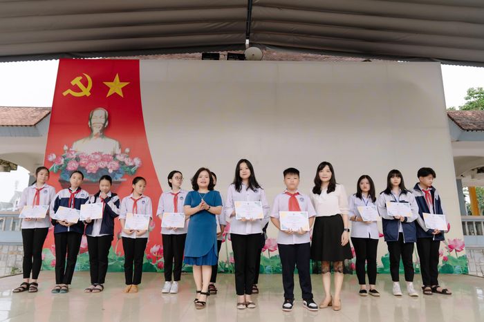 Thư viện ảnh đẹp ghi lại hoạt động giảng dạy và học tập tại hệ thống giáo dục liên cấp