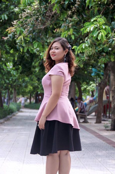 Big Lady luôn sử dụng người mẫu có vóc dáng đầy đặn để giới thiệu các sản phẩm của mình. Hình ảnh 2