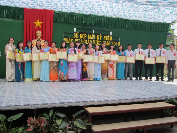 Khuôn viên xanh tại Trường Tiểu học Trưng Vương (Ảnh 1)