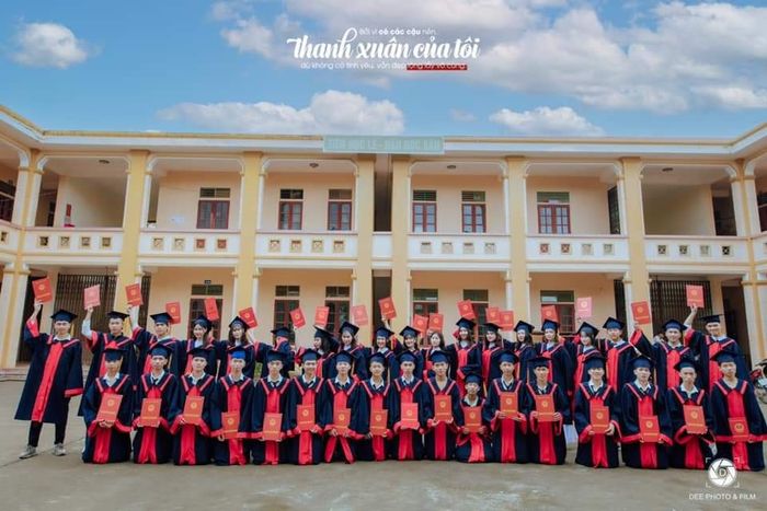 Không gian học tập hiện đại tại THPT Nguyễn Văn Tố qua ảnh 1