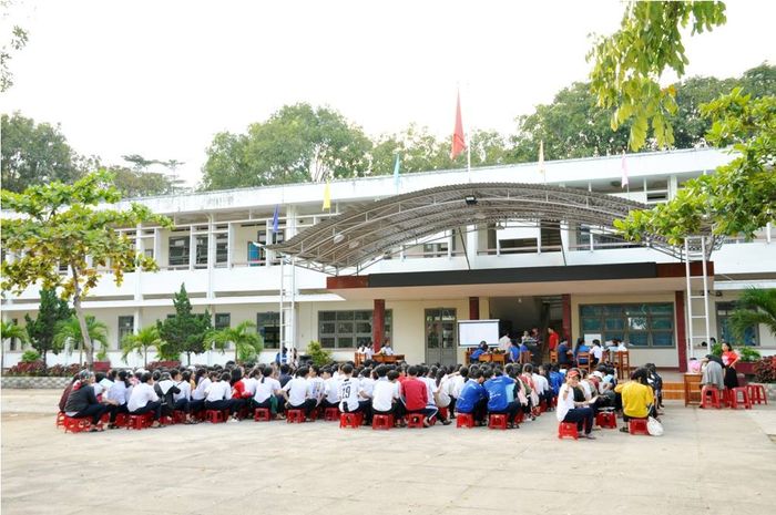 Hình ảnh nổi bật về THPT Lý Tự Trọng