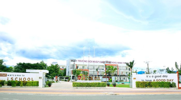 Ấn tượng đầu tiên về Trường Hội nhập Quốc tế iSchool Ninh Thuận