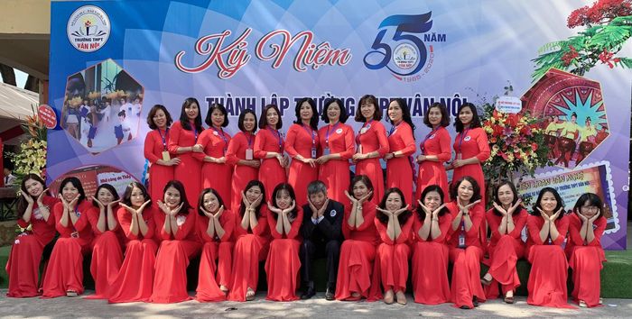 Hoạt động ngoại khóa sôi nổi tại THPT Vân Nội