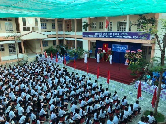 Góc nhìn chân thực về các phòng học hiện đại và khu vực sinh hoạt chung tại Trường THCS Phan Bội Châu