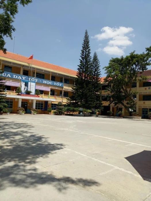 Trường THCS Lam Sơn Đà Lạt - Hình ảnh 2