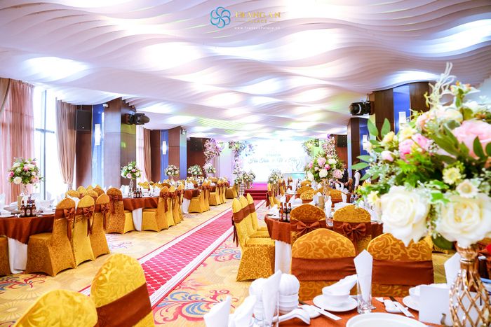 Sảnh tiệc lộng lẫy tại Tràng An Palace