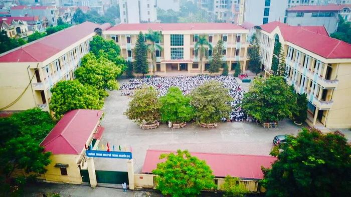 Góc học tập tại trường THPT Nguyễn Du
