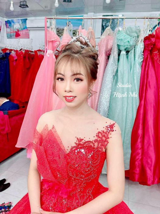 Tác phẩm nghệ thuật trang điểm cô dâu từ Studio Hạnh Nhi