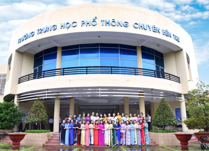 Hình ảnh đầu tiên về THPT chuyên Bến Tre - Nơi hội tụ tinh hoa